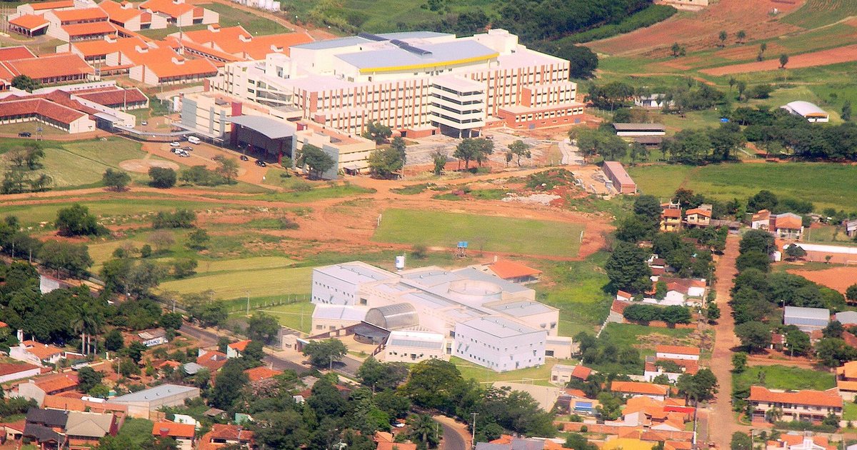 Vista aérea del Hospital de Clínicas de la Facultad de Ciencias Médicas de la UNA, en San Lorenzo