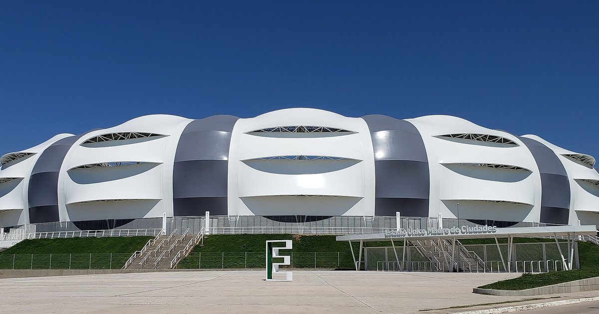 Frente del estadio Único Madre de Ciudades, en la ciudad de Santiago del Estero