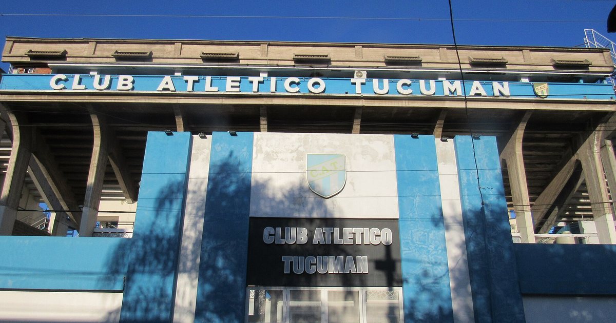 Entrada del estadio Monumental José Fierro, de Atlético Tucumán, en San Miguel de Tucumán