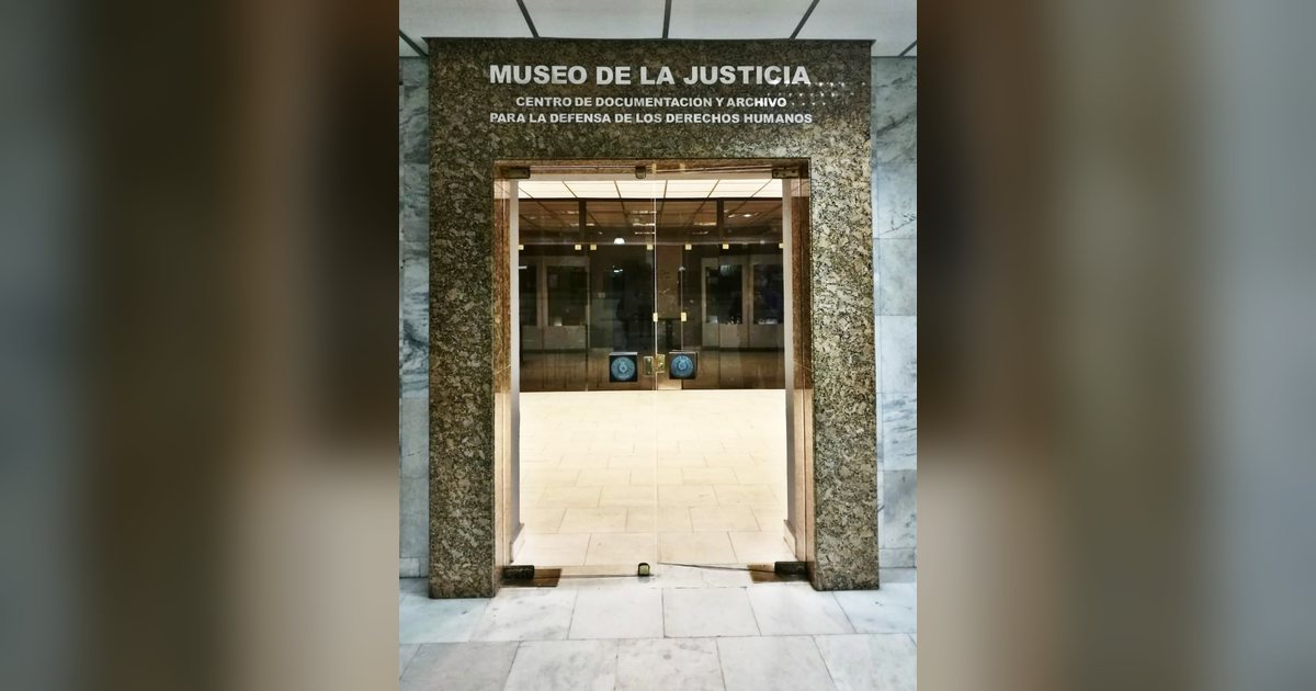 Entrada del Museo de la Justicia, en el Palacio de Justicia de Asunción