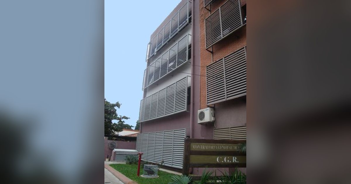 Fachada del edificio de la Contraloría General de la República, en Asunción