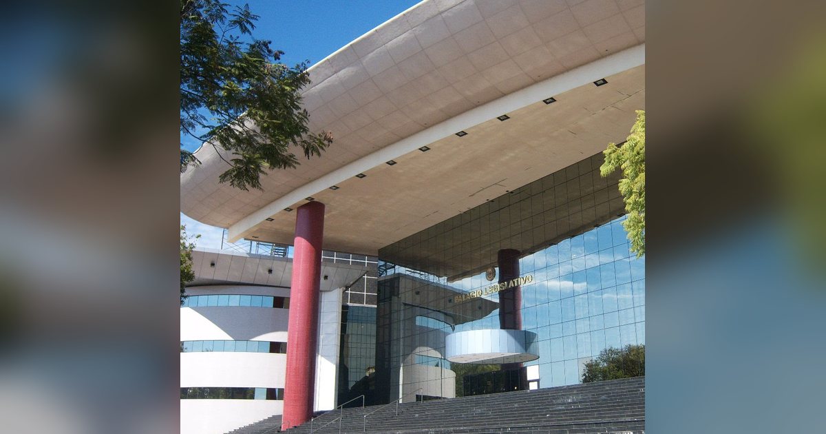 Fachada del Palacio Legislativo, sede del Congreso Nacional, en Asunción