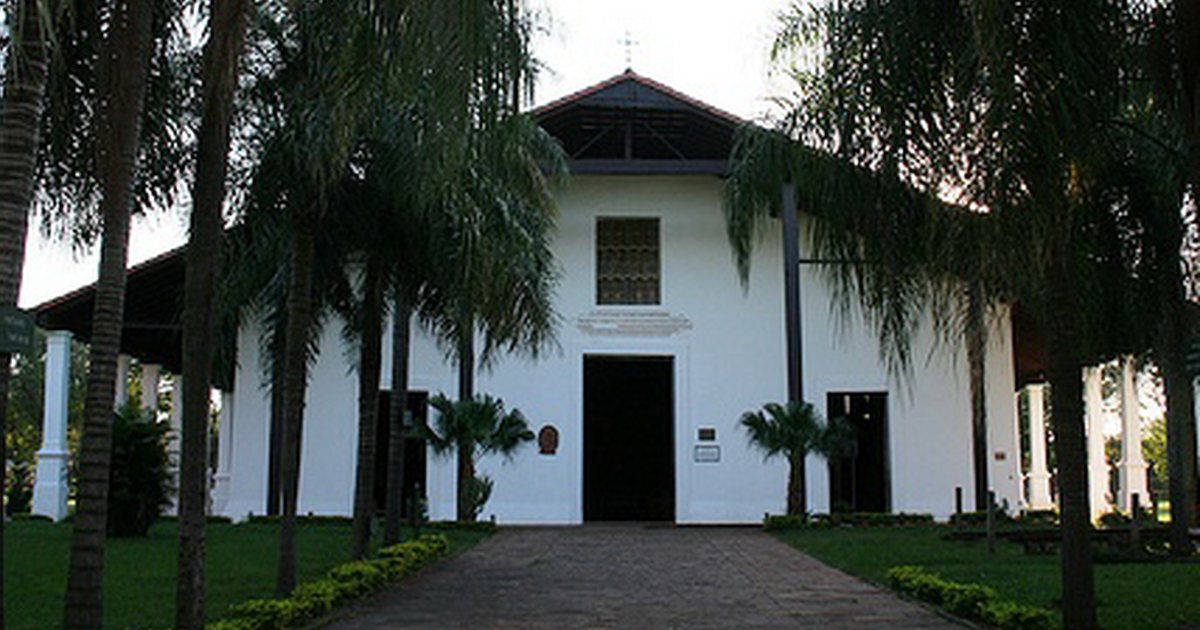 Fachada de la iglesia de San Buenaventura, en Yaguarón, Paraguarí