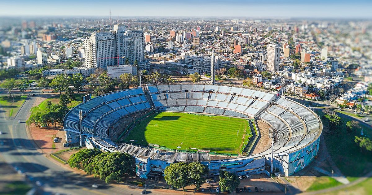 Vista aérea del estadio Centenario de Montevideo, sede de la final de la Copa Libertadores 2026