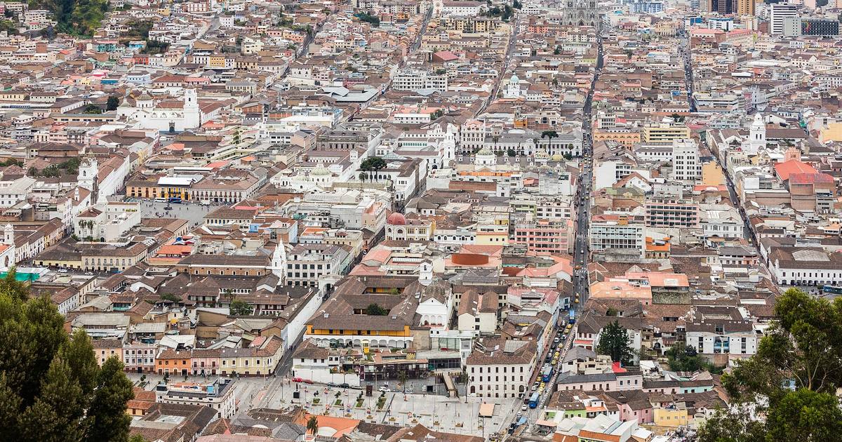 Vista del centro histórico de Quito desde El Panecillo, ciudad donde Independiente del Valle le ganó a Aucas