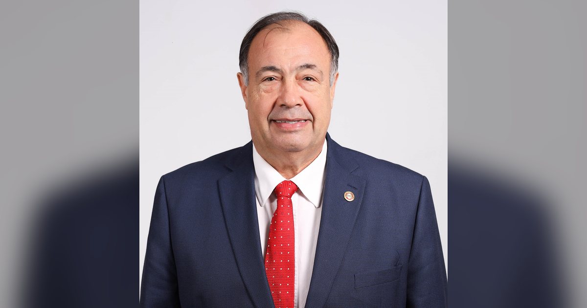 Retrato oficial del senador Juan Afara, 2023