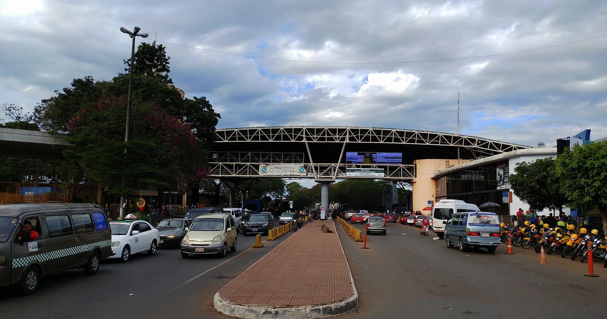 Puesto de control fronterizo del lado paraguayo del Puente de la Amistad, en Ciudad del Este