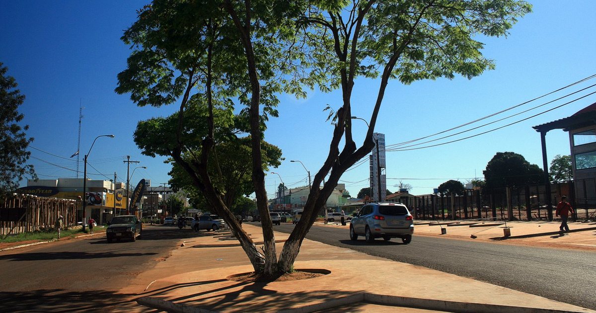 Avenida Paraguay, la calle principal de Salto del Guairá, en Canindeyú