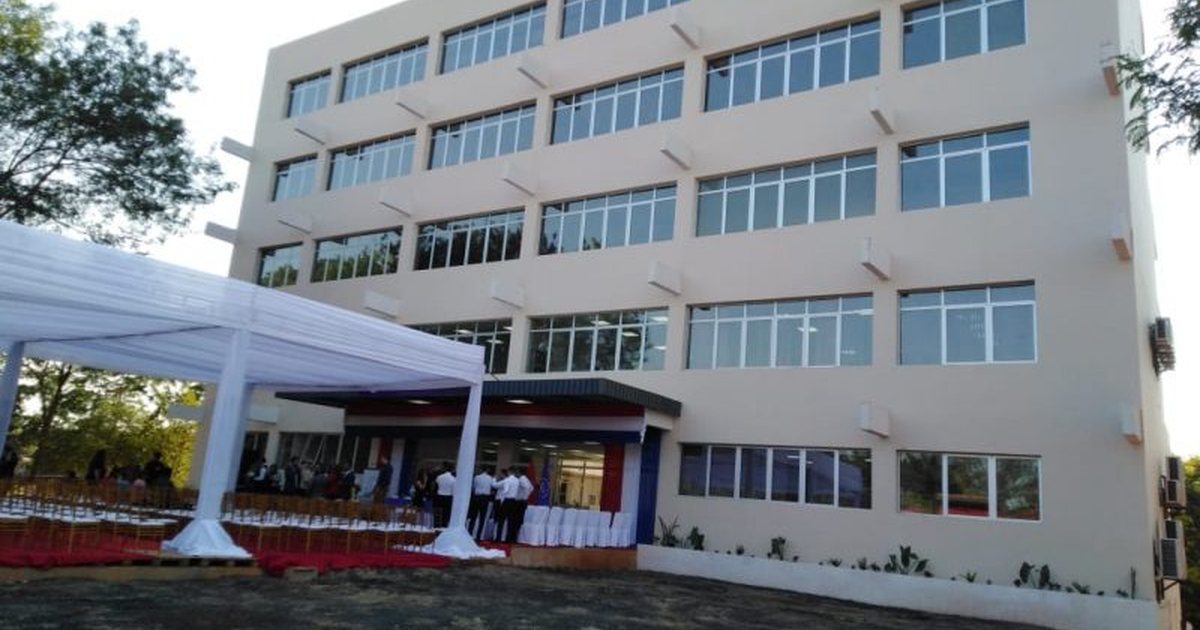 Edificio de la filial de la Facultad de Ciencias Médicas de la UNA en Santa Rosa del Aguaray