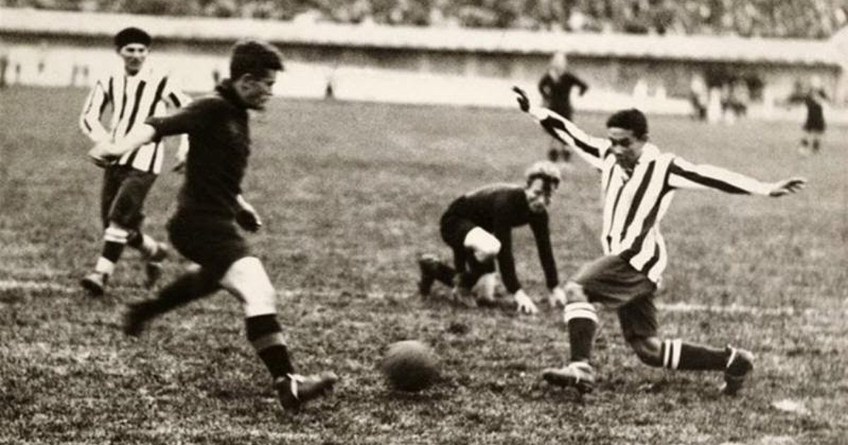 Jugada del partido Paraguay-Bélgica del Mundial de 1930, la primera victoria de la Albirroja en una Copa del Mundo