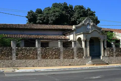 Fachada del ex Centro Penitenciario de Mujeres Casa del Buen Pastor, en Asunción