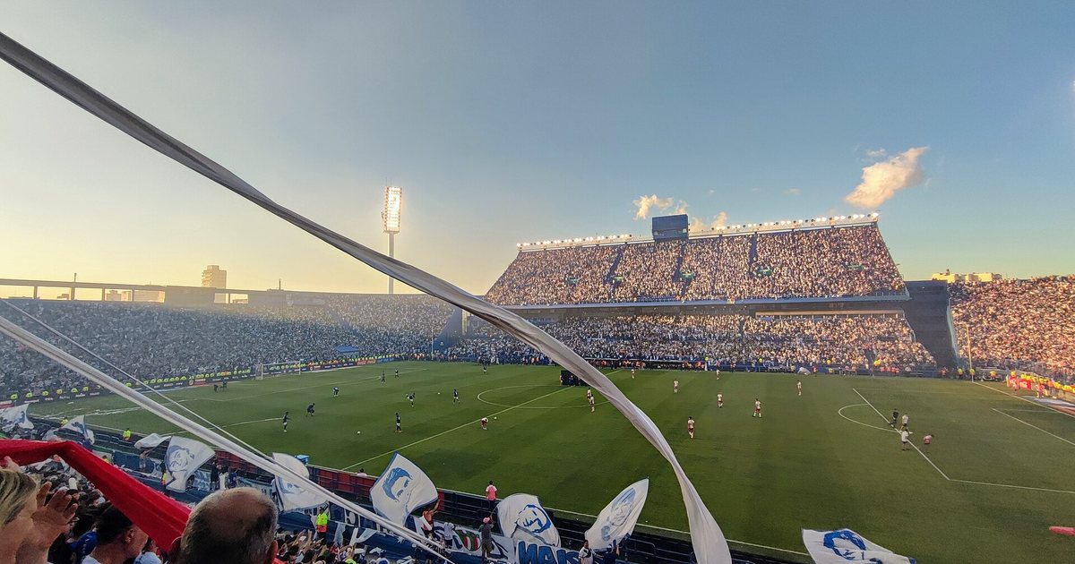 Tribunas del estadio José Amalfitani, de Vélez Sarsfield, en Liniers, durante un partido